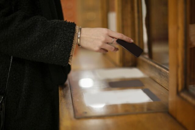 Coin bureau saturé en trois mois : vider au lieu de ranger